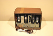 Load image into Gallery viewer, Artisan Crafted Wood 1938 Philco Model 39-15 AM Radio Beautiful Wood Cabinet Sounds Great!