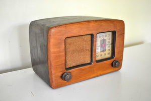 Artisan Crafted Wood 1941 Philco Model 42-PT-96 AM Radio Solid Hunk of Wood Cabinet Don't Mess Sounds Great!