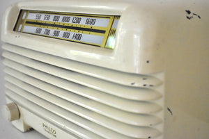 Ivory Bakelite Vintage 1948 Philco Model 48-250 AM Vacuum Tube Radio Art Deco Looker and Player!
