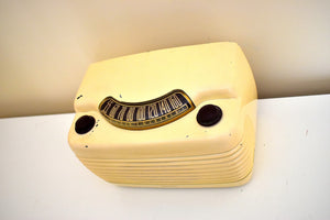 アイボリー ベークライト ヴィンテージ 1948 フィルコ モデル 48-460 AM ラジオ カバのように大音量!