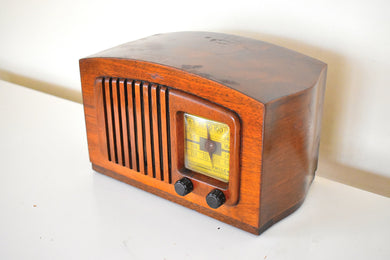 Fiddleback Artisan Handcrafted Wood 1940 Philco Model PT-44 Vacuum Tube AM Radio Sounds Great! Beautiful and Curvy!