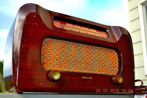 SOLD! - April 11, 2014 - BEAUTIFUL Solid Wood Retro Art Deco Late 40's Philco 46-421 Tube Radio Works! - [product_type} - Philco - Retro Radio Farm