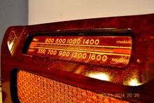 Load image into Gallery viewer, SOLD! - April 11, 2014 - BEAUTIFUL Solid Wood Retro Art Deco Late 40&#39;s Philco 46-421 Tube Radio Works! - [product_type} - Philco - Retro Radio Farm