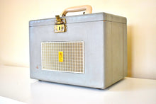 Load image into Gallery viewer, Star Frost Mid Century 1955 Philco Model D-665-126 Vacuum Tube AM Valise Lunch Box Radio!