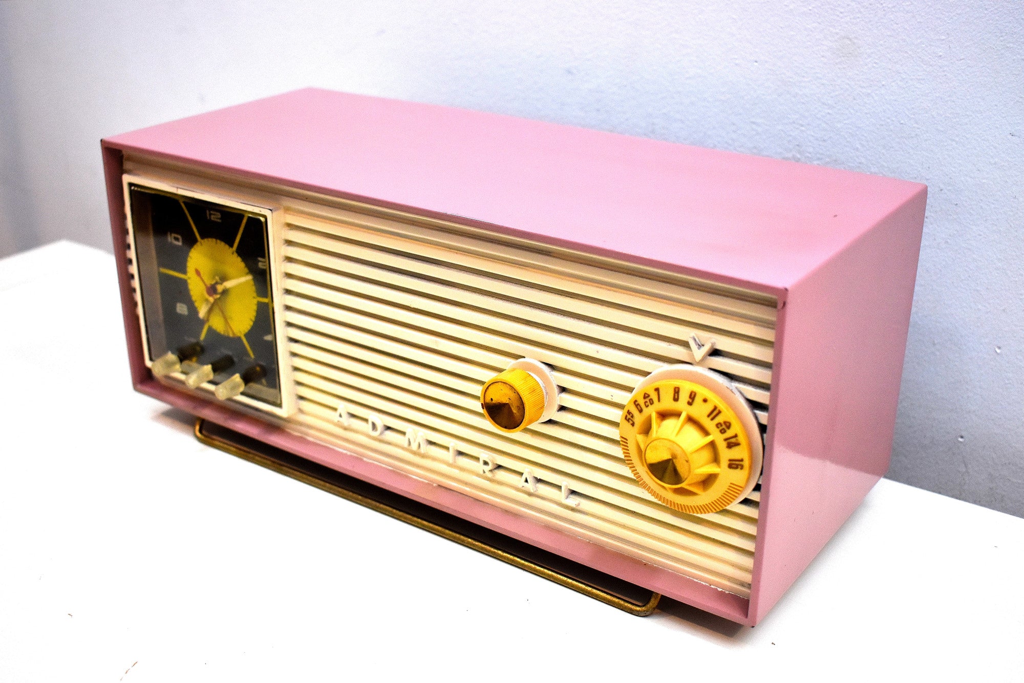 Mauve Pink and Ivory 1955 Admiral Model 5H47N Vintage Atomic Age Vacuum Tube AM Radio Clock Sounds Looks Great!