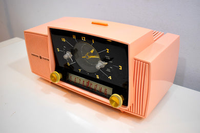 Princess Pink Mid Century 1959 General Electric Model 915 Vacuum Tube AM Clock Radio Beauty Sounds Fantastic!