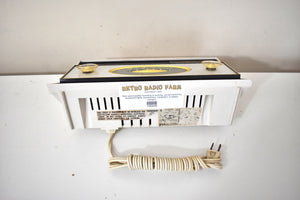 Bluetooth 準備完了 - チャコールとホワイト 1962 RCA Victor モデル 1-RA-61 AM 真空管ラジオ 洗練されたアップライト 素晴らしい作品です。