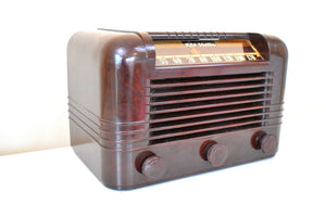Magnificent Brown Bakelite 1940 RCA Victor Model 15X Vacuum Tube AM Radio Boom Box!