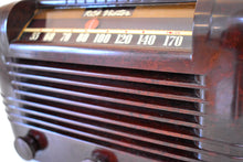 画像をギャラリービューアに読み込む, 素晴らしいブラウン ベークライト 1940 RCA Victor モデル 15X 真空管 AM ラジオ ラジカセ!