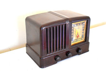 Load image into Gallery viewer, Kona Brown Bakelite 1939 RCA Victor Model 46X11 Vacuum Tube AM Radio Sounds Great!