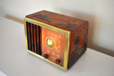 Oriental Theme Painted Mandarin Red Bakelite 1947 RCA Victor Model 75X15 Vacuum Tube AM Radio Sounds Great! Looks Spectacular!