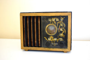 Oriental Theme Painted Black Bakelite 1946 RCA Victor Model 75X15 Vacuum Tube AM Radio Sounds Great! Looks Spectacular!