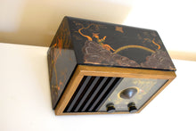 Charger l&#39;image dans la galerie, Oriental Theme Painted Black Bakelite 1946 RCA Victor Model 75X15 Vacuum Tube AM Radio Sounds Great! Looks Spectacular!