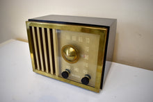 画像をギャラリービューアに読み込む, Regis Gold Brown Bakelite 1947 RCA Victor Model 75X15 AM 真空管ラジオのサウンドは素晴らしいです。非常に良い状態！
