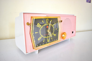 Powder Pink and White 1959 RCA Victor Model C-2FE 'The Timeflair' Vacuum Tube AM Clock Radio Works Great Excellent Condition!