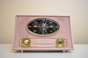 レース ピンクとホワイト RCA Victor Model 1-C-2FE AM 真空管ラジオ
