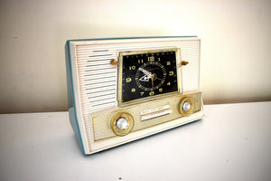 Cielo Blue and White 1962 RCA Victor Model 1-RD-65 AM Vacuum Tube Alarm Clock Radio Sounds Great! Looks Sleek!