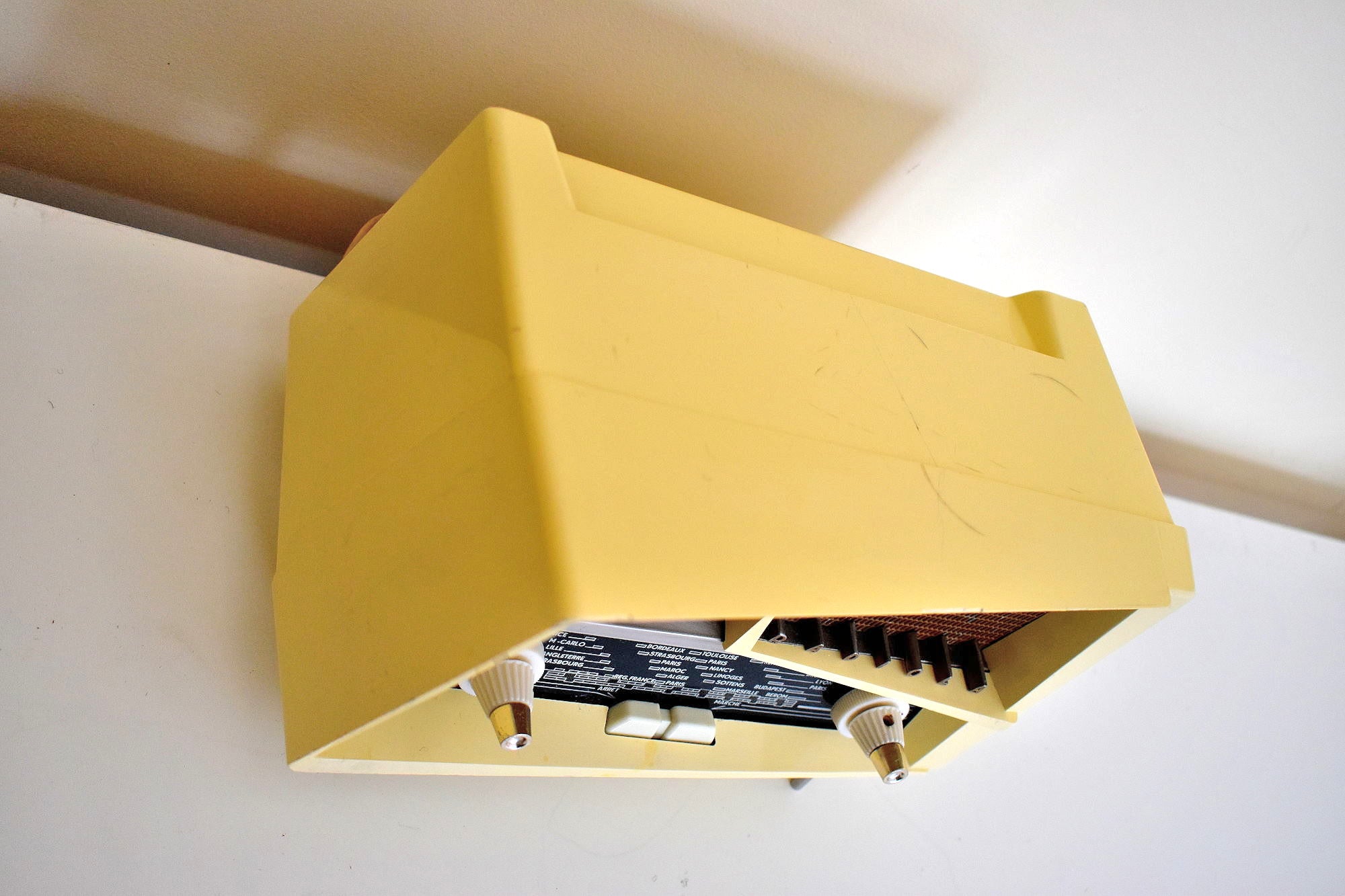 Renown Architect Le Corbusier Designed 1958 Radiola Model 248-A Bakeli ...