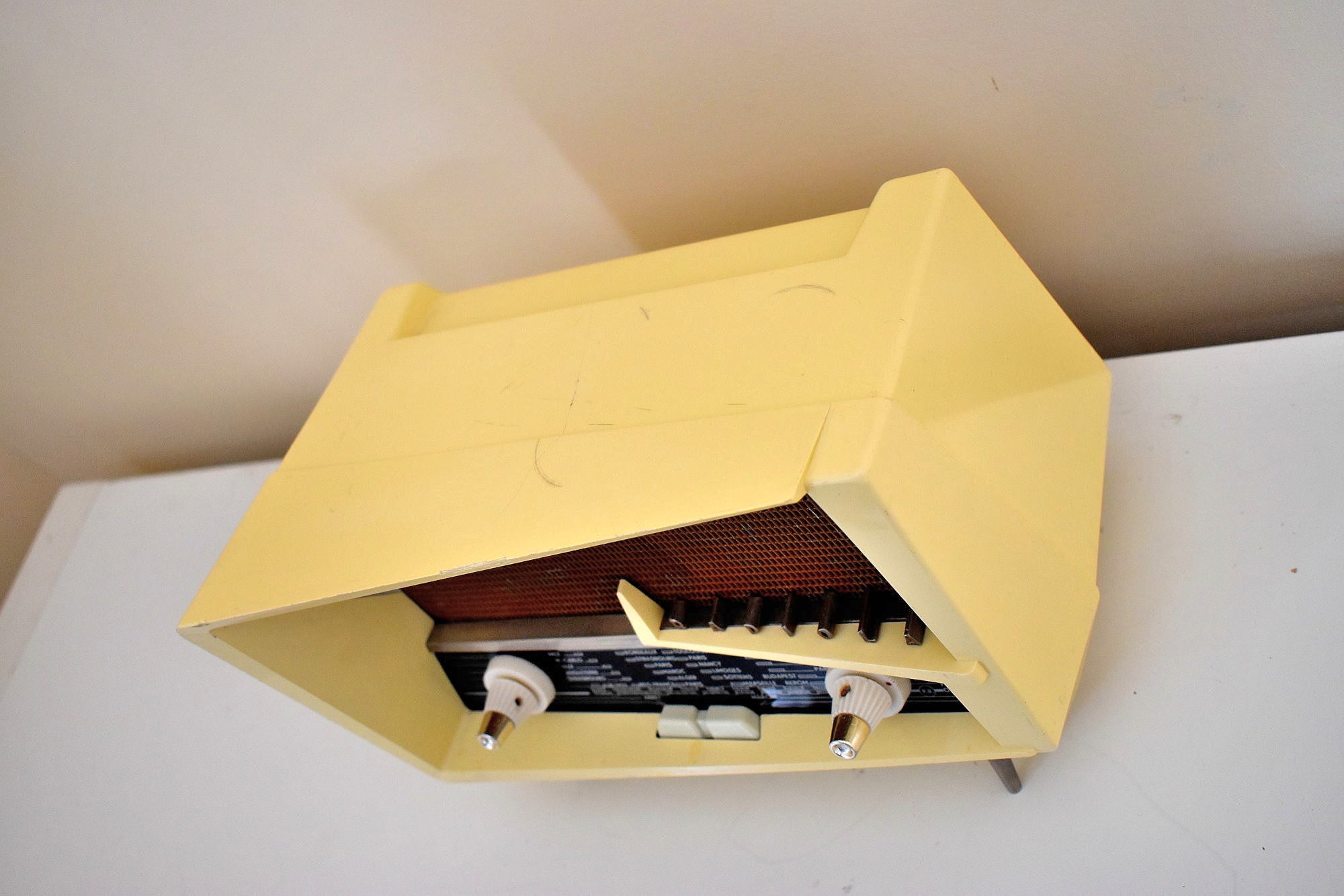 Renown Architect Le Corbusier Designed 1958 Radiola Model 248-A Bakeli ...