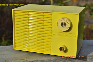 SOLD! - June 20, 2016 - SUNNY BUTTER YELLOW Mid Century Retro Jetsons Vintage 1959 Emerson Model Y2996 Tube Radio Totally Restored!