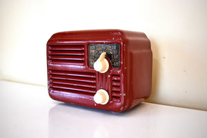 Wagon Red 1947 Arvin Model 444 AM Vacuum Tube Metal Cabinet Radio Little Dynamo!