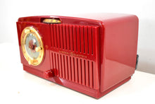 Charger l&#39;image dans la galerie, Bluetooth Ready To Go - Cranberry Red 1951 General Electric Model 517 Vacuum Tube AM Radio Sounds Great! Looks Great!