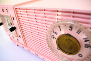 Pretty in Pink 1959 Sonic Model 5C1 Vacuum Tube AM Clock Radio Excellent Condition! Rare Manufacturer and Model!