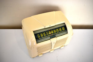 Cream Ivory Bakelite 1946 Sonora Model RZU-222 AM Vacuum Tube Radio Sounds Great! Beautiful Design!