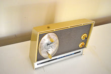 Charger l&#39;image dans la galerie, Tech Age Beige 1965 Silvertone Model 132.4901 Solid State AM Clock Radio Instant Sound! Very Futuristic Looking Design!