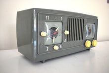 Load image into Gallery viewer, Olive Green 1953 Sentinel Model 1U346 Vacuum Tube AM Clock Radio So Sweet! Rare! Sounds Fantastic!