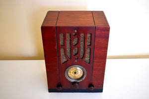 Wood Tombstone 1936 Sentinel Model Unknown AM Shortwave Vacuum Tube Radio Excellent Condition!