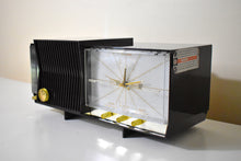 Load image into Gallery viewer, Espresso Brown 1960 Silvertone Model 7025 AM Clock Radio Excellent Plus Condition Rare Calendar Clock Feature!