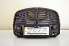 Charger l&#39;image dans la galerie, Alien or Art Deco Mid Century Vintage 1951 Sonora Excellence Model 211 AM Shortwave Vacuum Tube Radio Mon Dieu!
