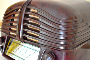 エイリアンまたはアールデコ ミッドセンチュリー ヴィンテージ 1951 ソノラ エクセレンス モデル 211 AM 短波真空管ラジオ Mon Dieu!
