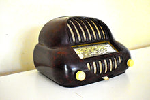 Load image into Gallery viewer, Incredible 1951 Sonora Sonorette Model 50 AM Shortwave Vacuum Tube Radio Breathtaking!