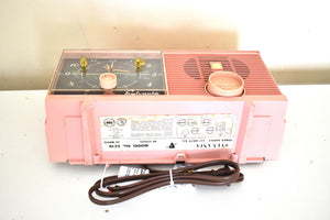 Carnation Pink 1960 Sylvania Model 5C10 Vacuum Tube AM Radio Sounds Great! Rare Color!