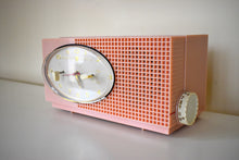 Charger l&#39;image dans la galerie, Dolly Pink Retro Space Age 1957 Sylvania Model 6002 Vacuum Tube AM Clock Radio Looks and Sounds Great!