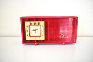 Toreador Red Mid Century 1955 Sylvania Model R5484-11602 Vacuum Tube AM Clock Radio Beauty Sounds Fantastic!