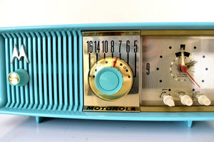 Aquamarine Turquoise 1957 Motorola Model 56CC Vacuum Tube AM Clock Radio Rare Beautiful Color Sounds Fantastic! Excellent Plus Condition!