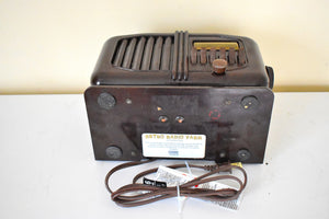 Sienna Brown Bakelite 1941 Truetone Model D-1012 Vacuum Tube AM Radio Sounds Great Excellent Condition!