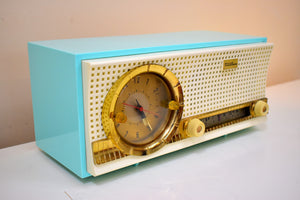Chalfonte Blue Retro Jetsons 1960 Truetone D2801 Tube AM Clock Radio Sounds Great! Looks Fantastic!