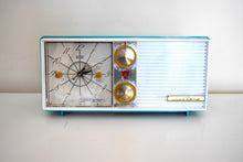 Load image into Gallery viewer, Seafoam Green 1959 Truetone D2083A Tube AM Clock Radio Rare Mid Century Beauty!