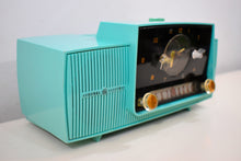 Charger l&#39;image dans la galerie, Bluetooth Ready To Go - Ocean Turquoise 1956 General Electric Model 914-D Tube AM Clock Radio Crowd Favorite!