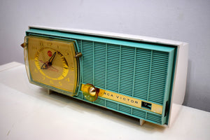 Turquoise and White Retro Jetsons Vintage 1957 RCA Victor Model C-3HE AM Vacuum Tube Radio