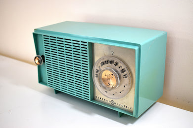 Turquoise 1959 General Electric Model T129 AM Vintage Radio Mid Century Retro Wonder!