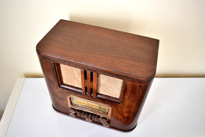 Artisan Handcrafted Wood 1941-42 Airline Model 14BR-729A Tombstone Vacuum Tube AM & Shortwave Radio Sounds Great! Excellent Condition!
