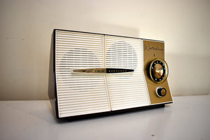 Bluetooth Ready To Go - ナツメグとホワイト ウェスティングハウス 1959 モデル AM 真空管ラジオ