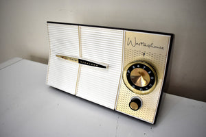 Bluetooth Ready To Go - ナツメグとホワイト ウェスティングハウス 1959 モデル AM 真空管ラジオ