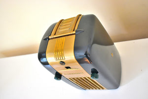 インバネス グリーン 1948 ウェスチングハウス モデル H-124 AM 真空管ラジオ ユニークなデザイン 素晴らしい状態！