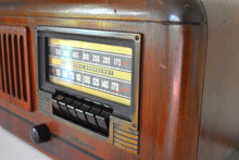 Load image into Gallery viewer, Artisan Handcrafted Original Vintage Wood 1940 Westinghouse Model WR-184 AM Radio Sounds Great Solid Construction!